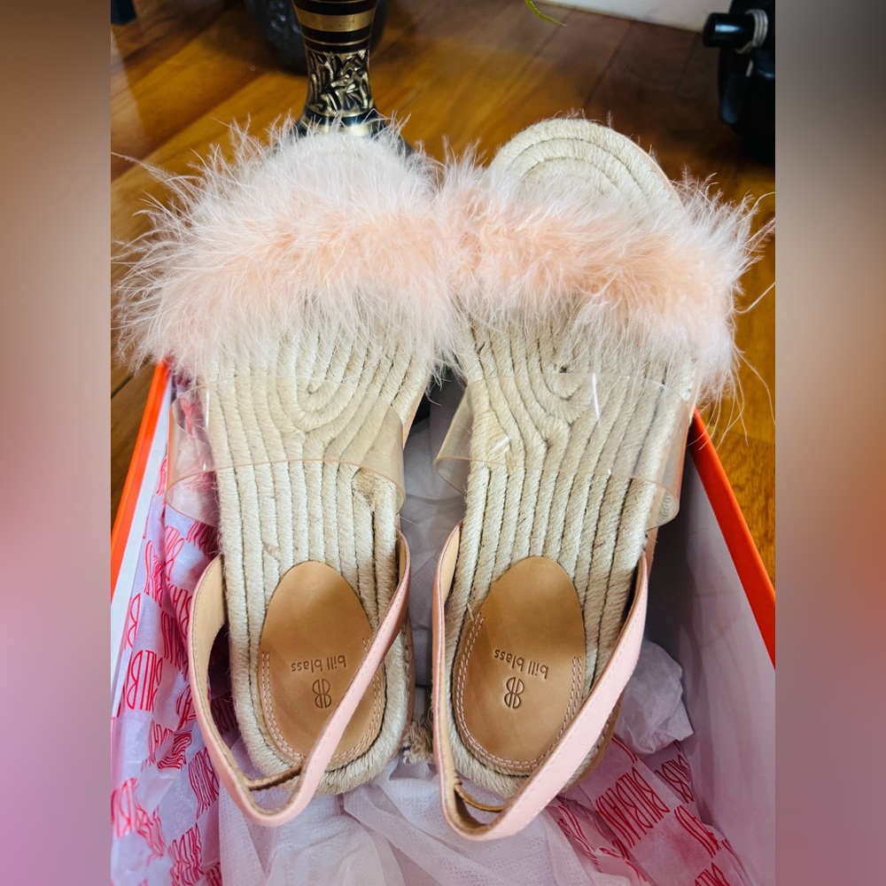 Anthropologie BILL BLASS RITA Espadrille Peach Genuine Ostrich Hair Flats Sz 8.5